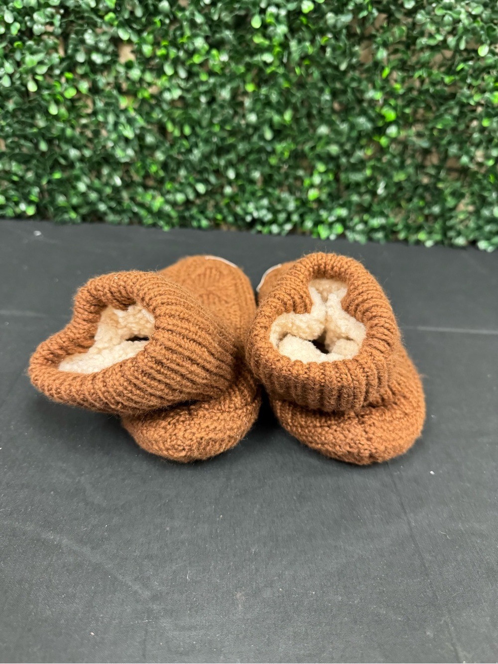 Bombas Gripper Slipper Bootie - Rust - Size XS - Picture 7 of 10
